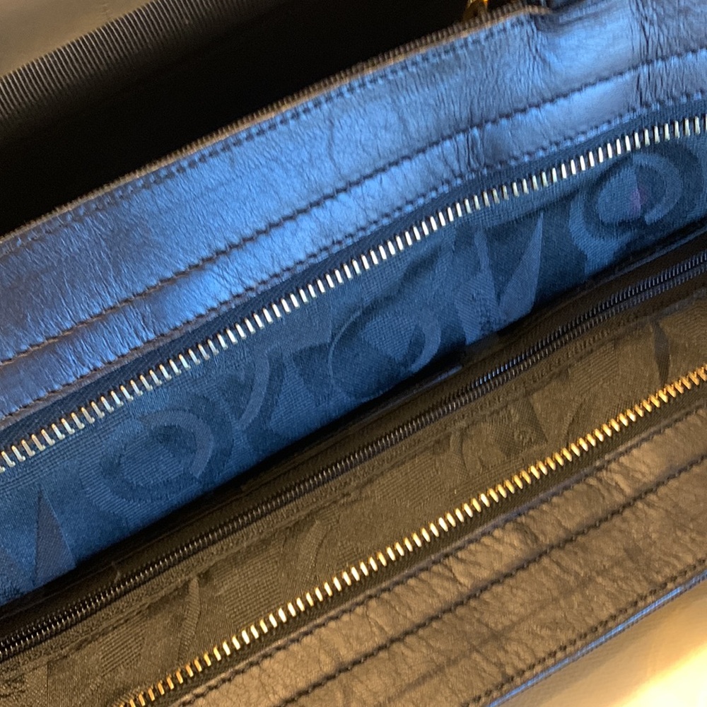 Salvatore Ferragamo 2 way bag - Picture 13 of 16